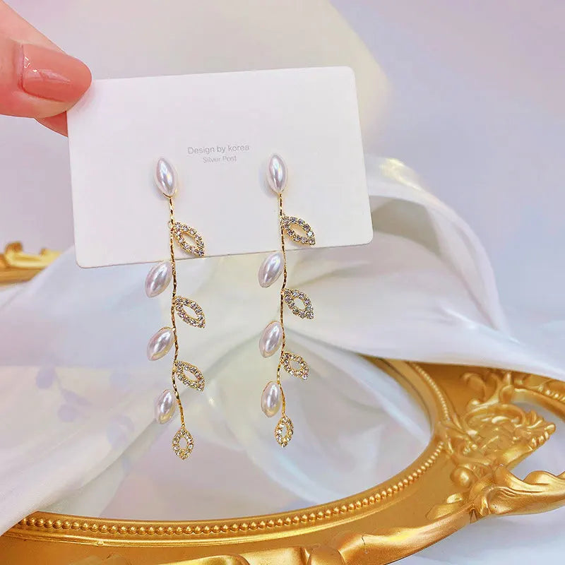 Aurelia Gold Pearl Clip-Ons