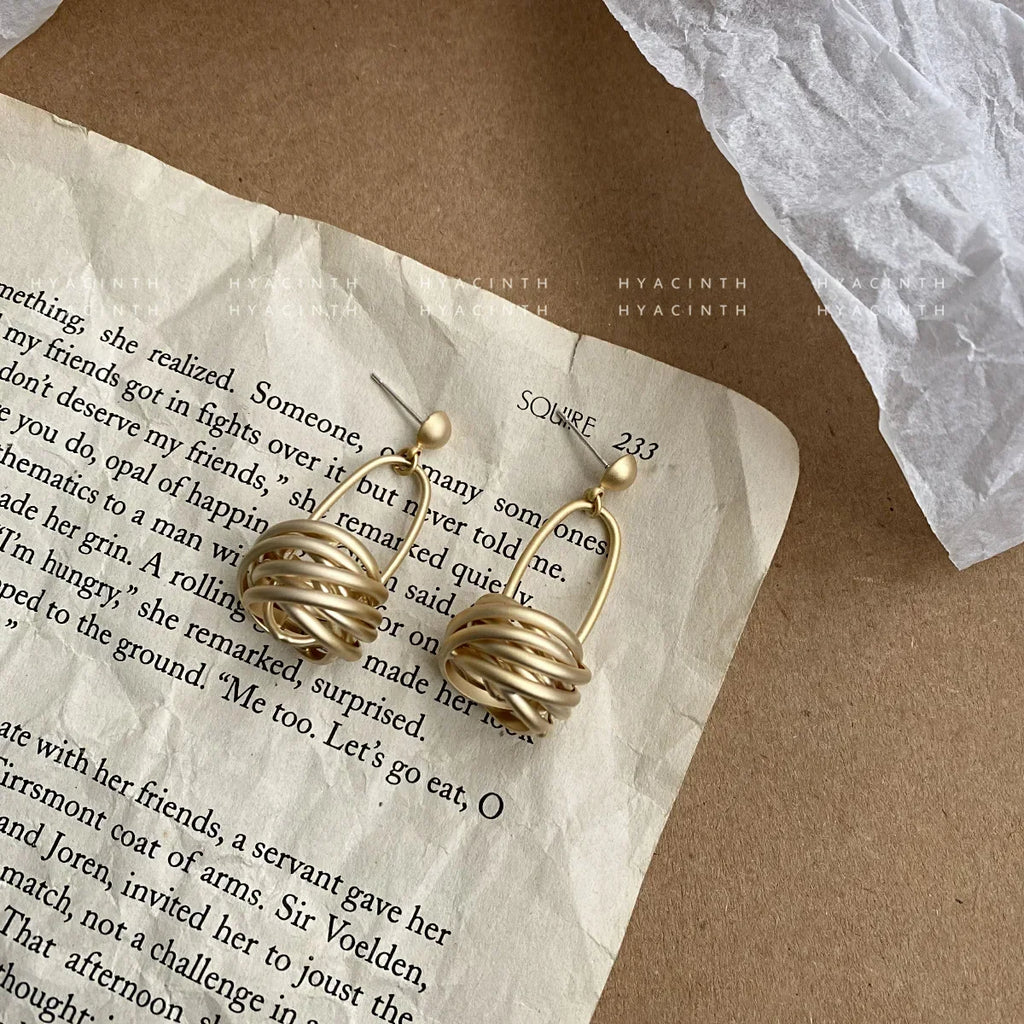 Celeste Minimalist Dangle Earrings