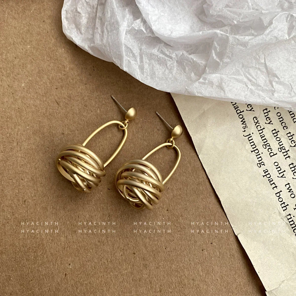 Celeste Minimalist Dangle Earrings