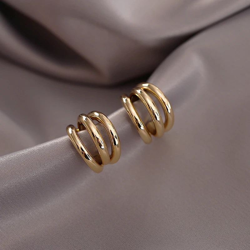 Arcéa Minimal Drop Earrings