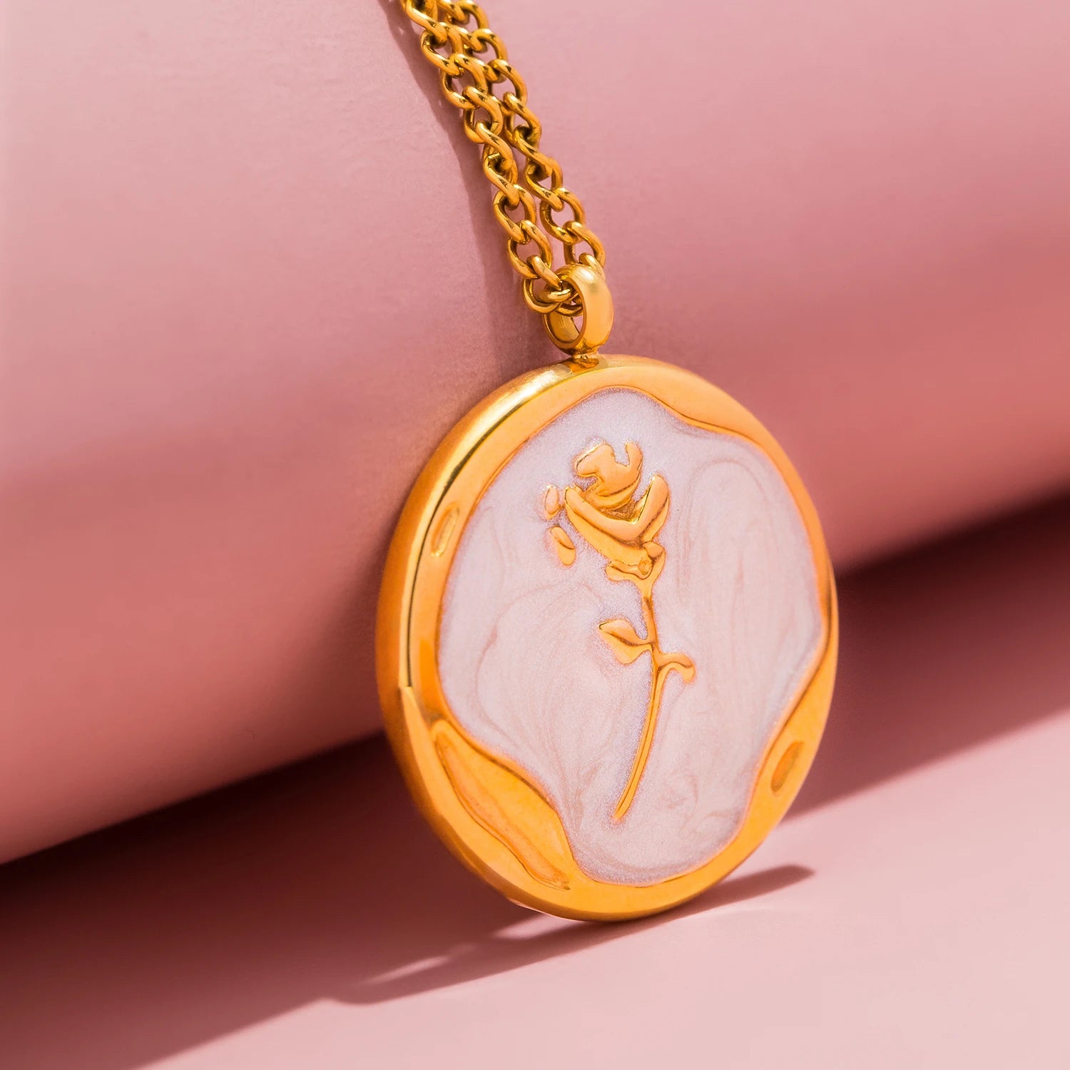 Rosette Circle Pendant