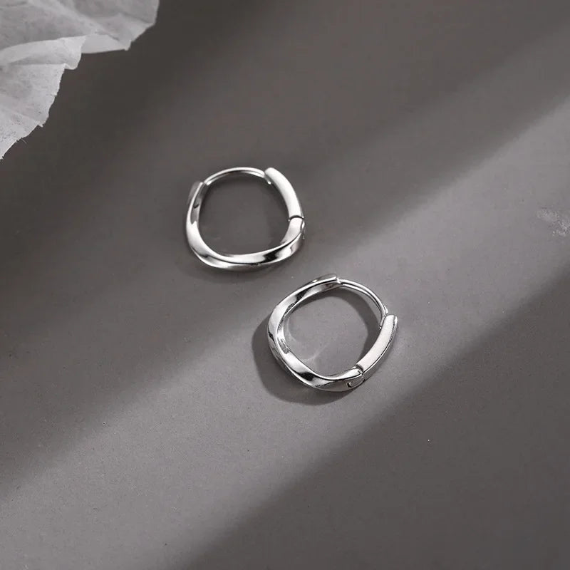 Luna Sterling Round Hoops