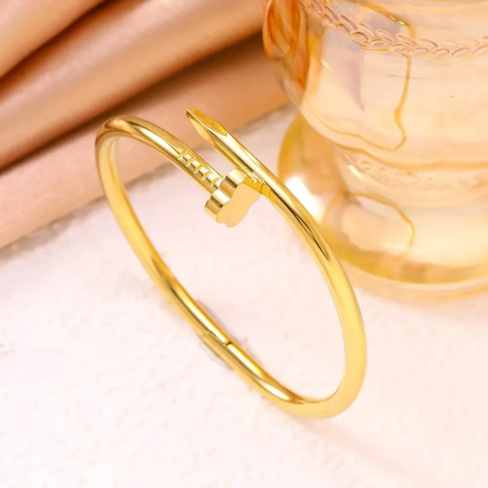 LovePulse Elegant Bangle