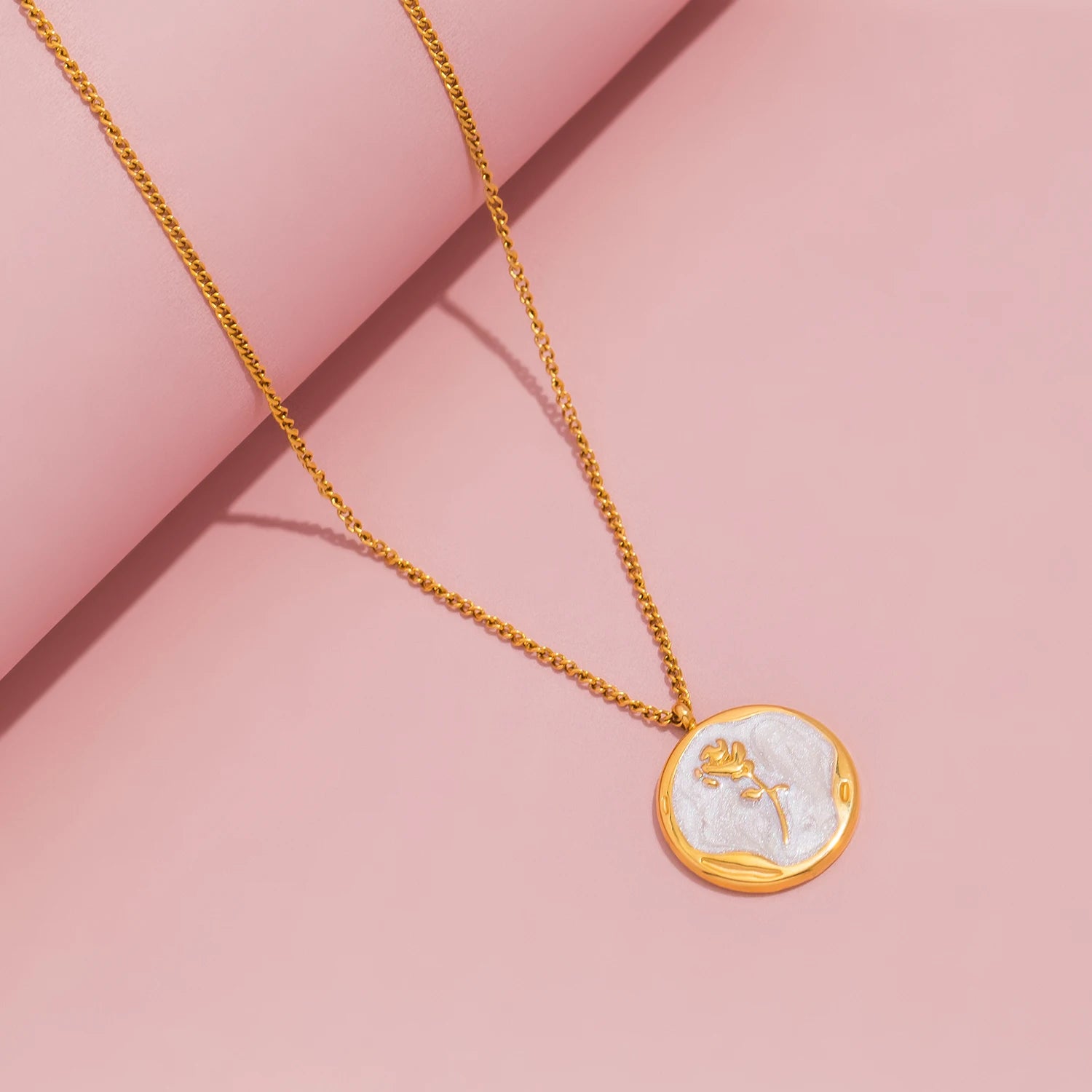 Rosette Circle Pendant