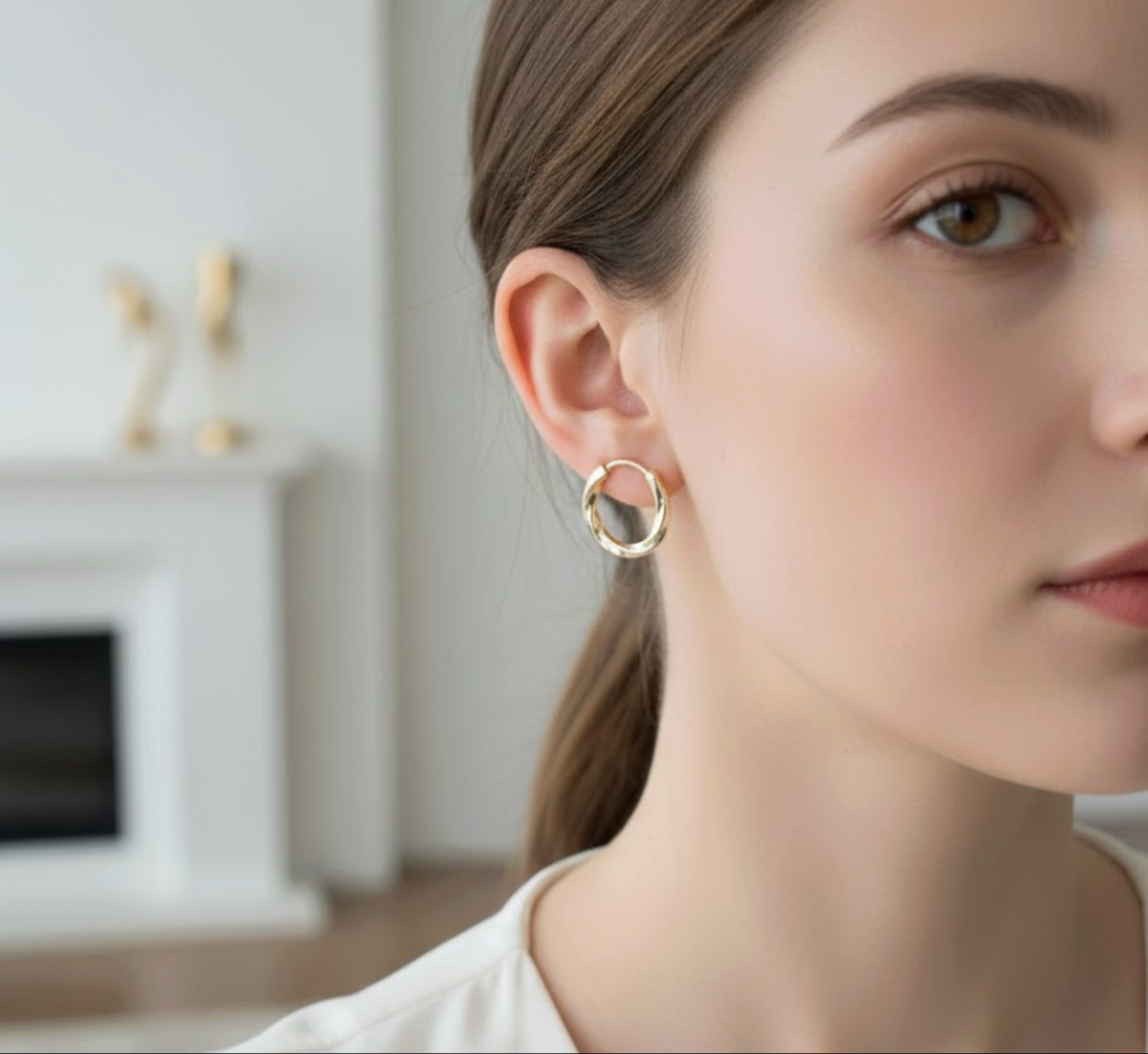 Luna Sterling Round Hoops