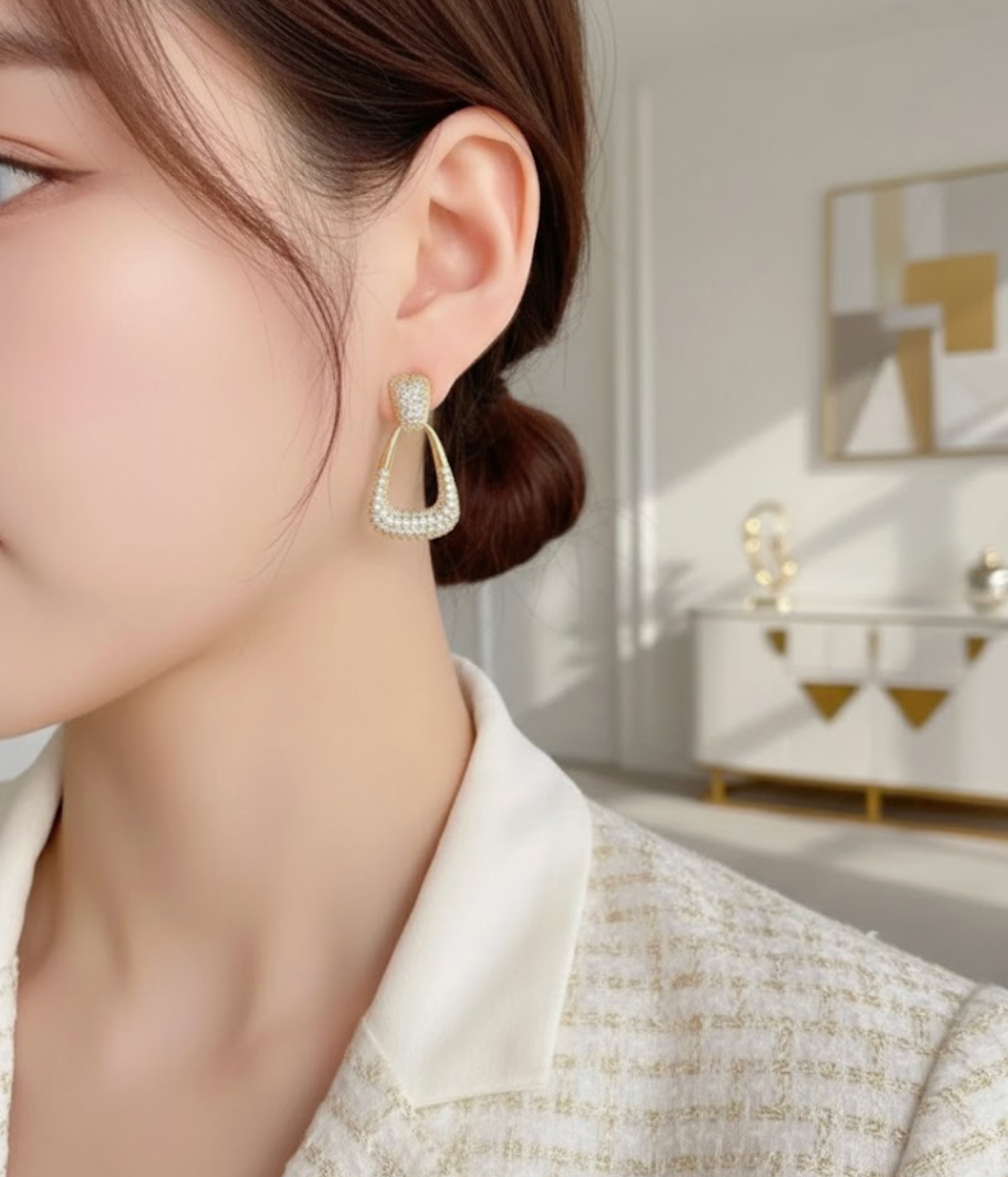 Elara Premium Pearl Earrings