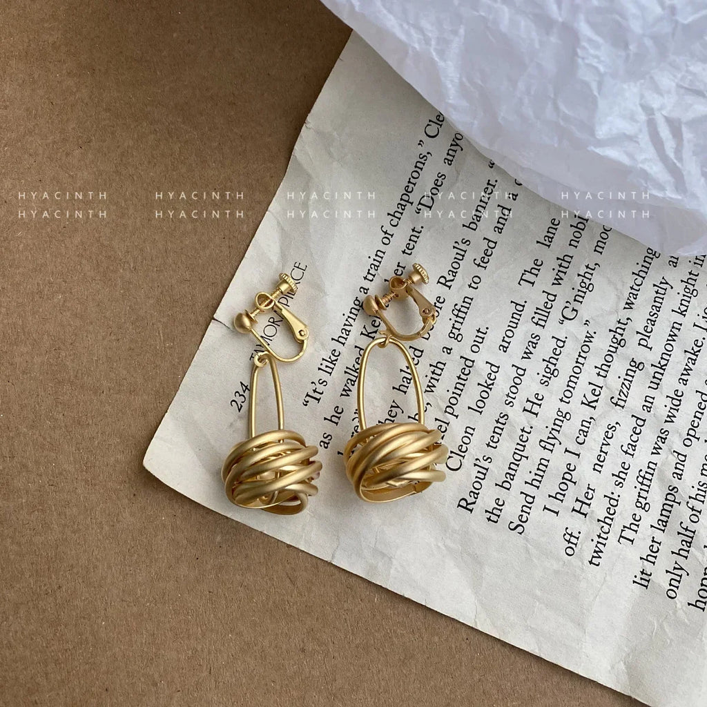 Celeste Minimalist Dangle Earrings