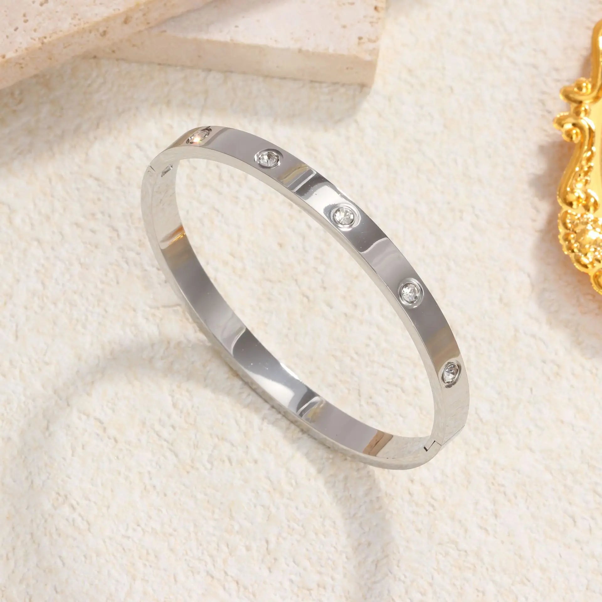 LovePulse Elegant Bangle